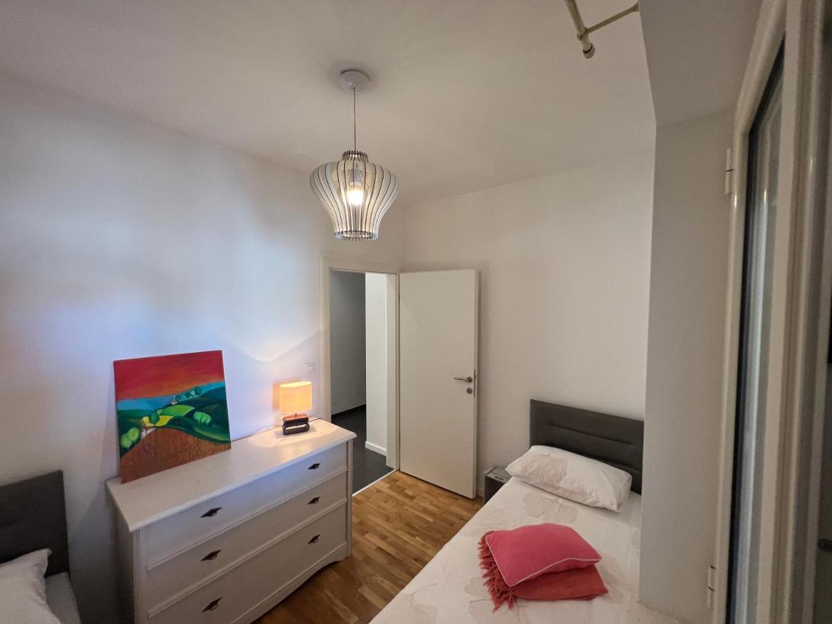 Apartments San Monte Podstrana Bagian luar foto
