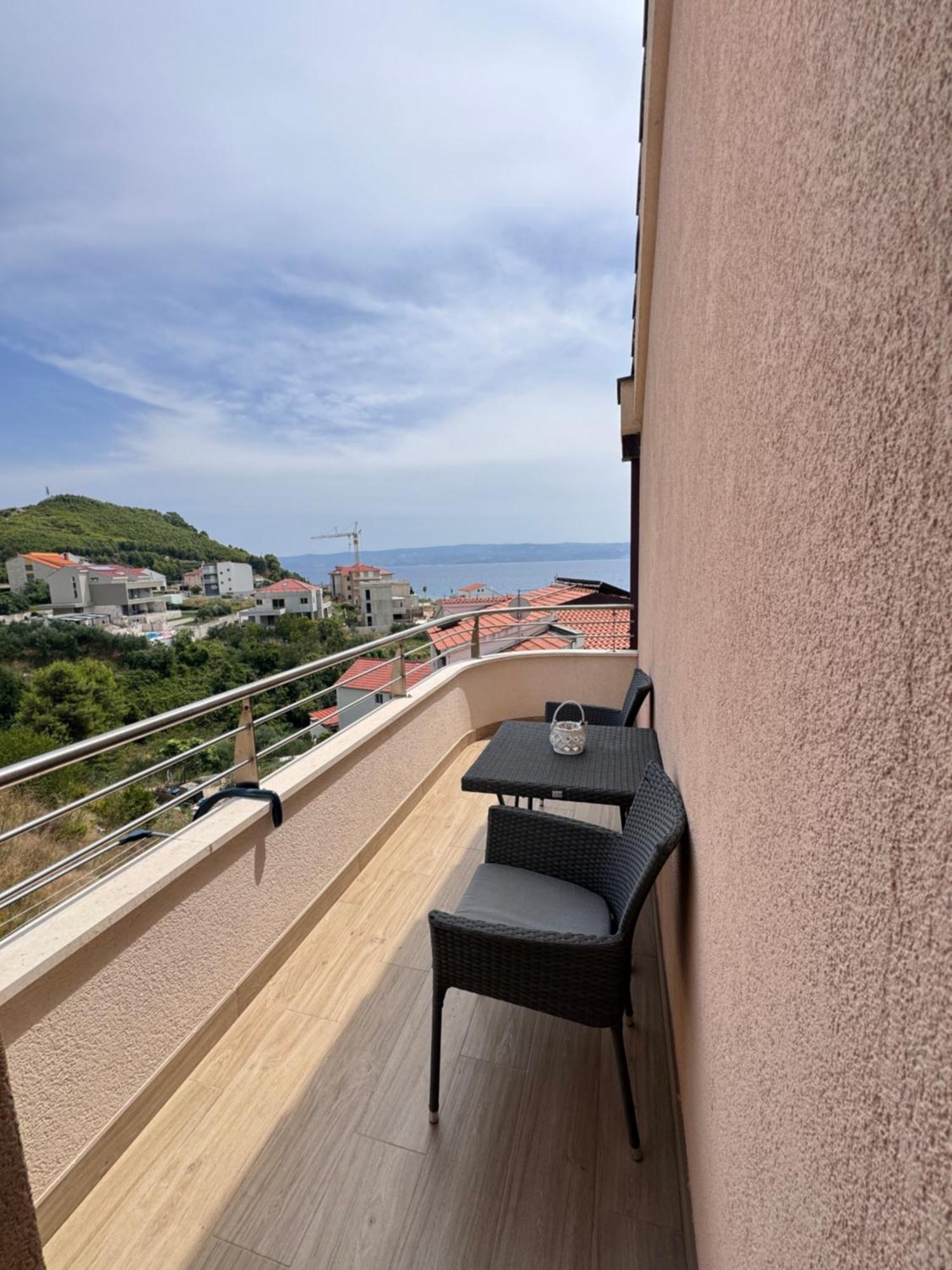 Apartments San Monte Podstrana Bagian luar foto