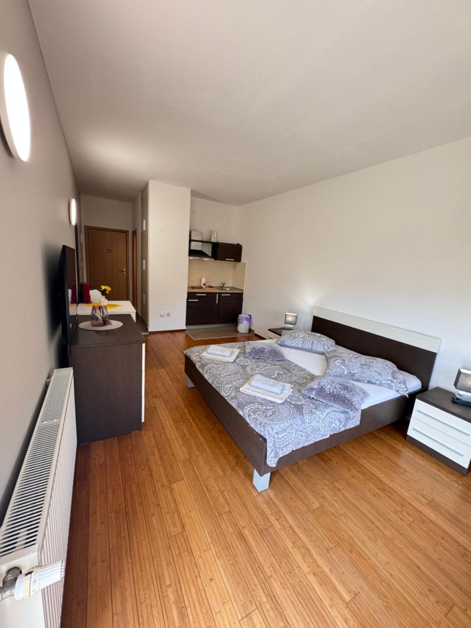 Apartments San Monte Podstrana Bagian luar foto