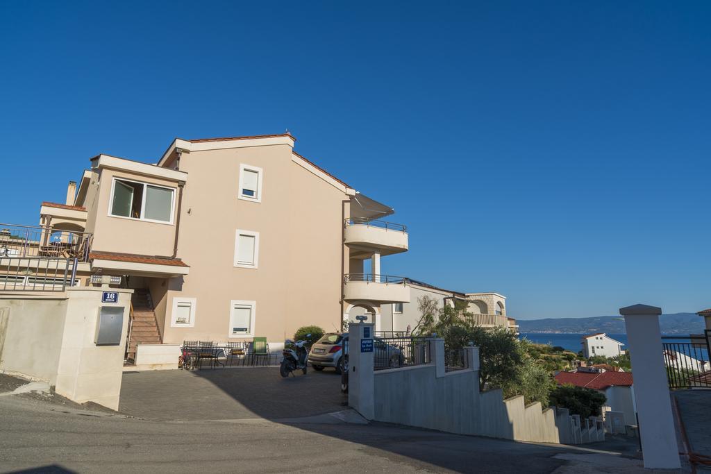 Apartments San Monte Podstrana Bagian luar foto