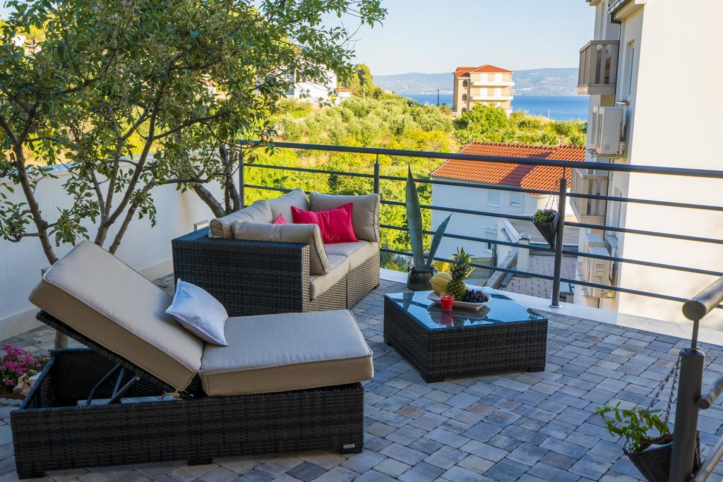 Apartments San Monte Podstrana Bagian luar foto